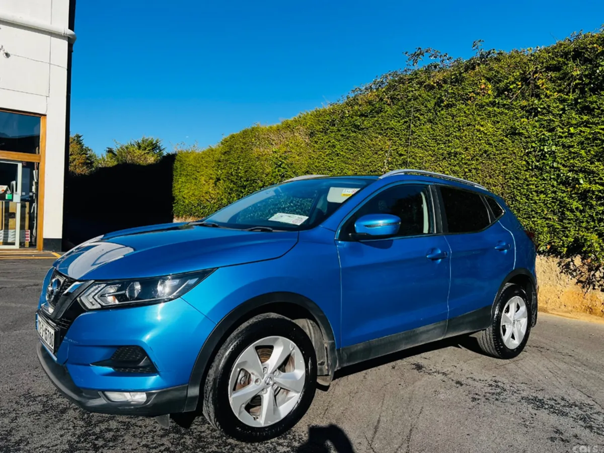 Nissan Qashqai MPV, Petrol, 2017, Blue