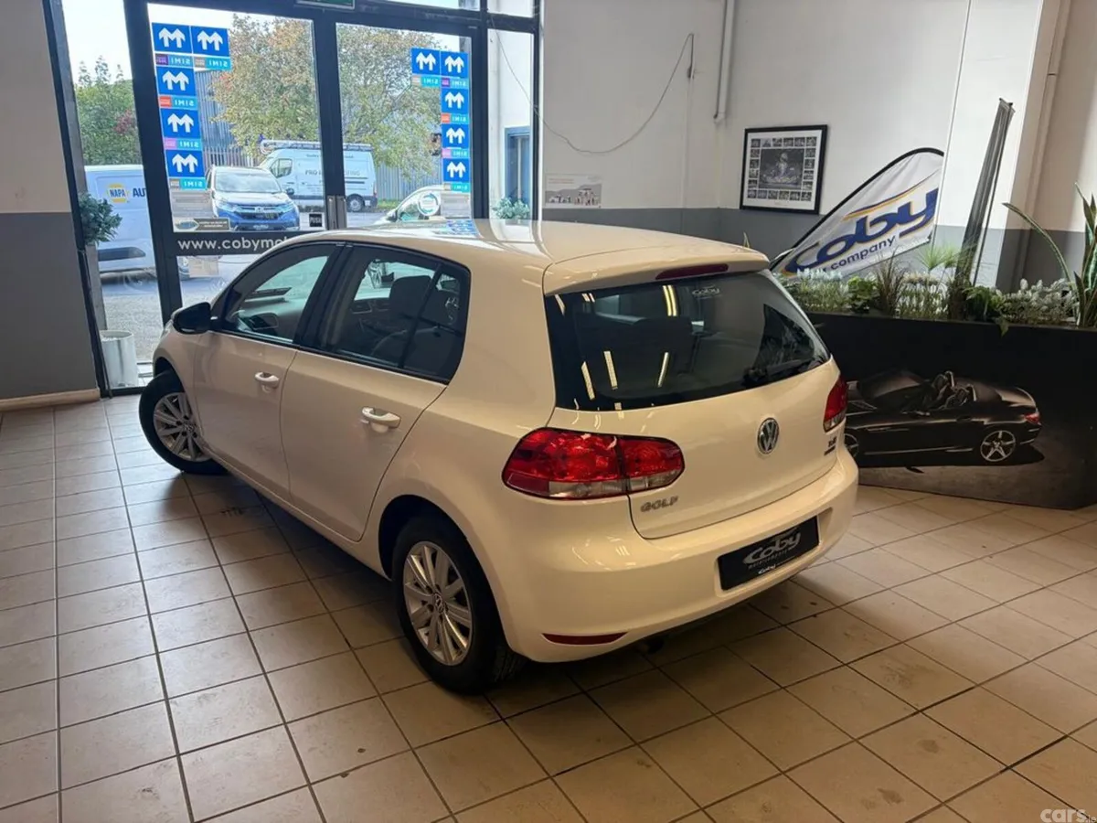 Volkswagen Golf Hatchback, Petrol, 2013, White