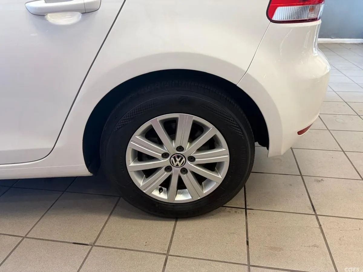 Volkswagen Golf Hatchback, Petrol, 2013, White