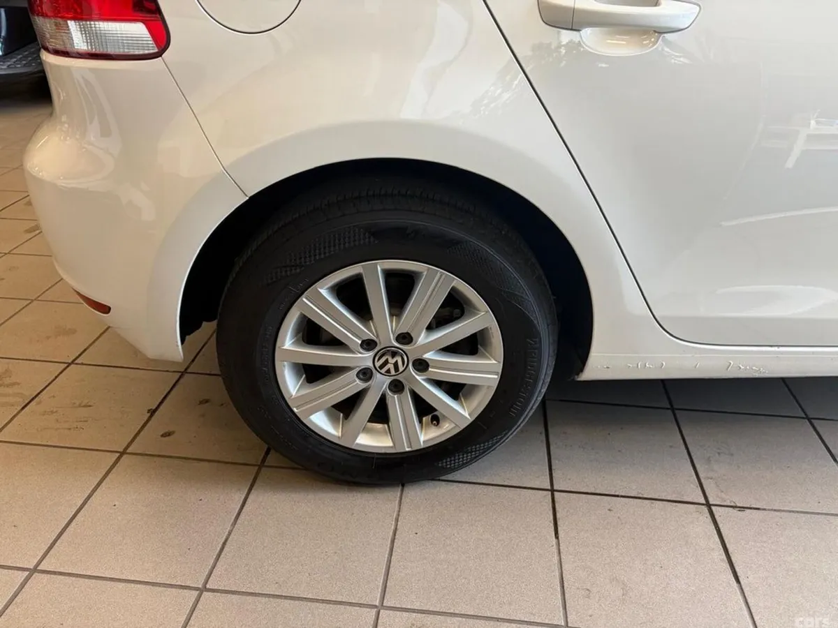 Volkswagen Golf Hatchback, Petrol, 2013, White
