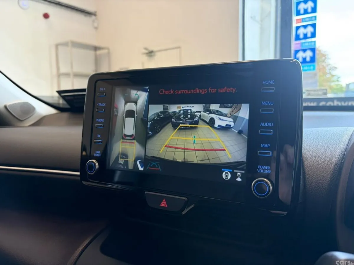 Toyota Yaris Cross Estate, Petrol Hybrid, 2021, Black
