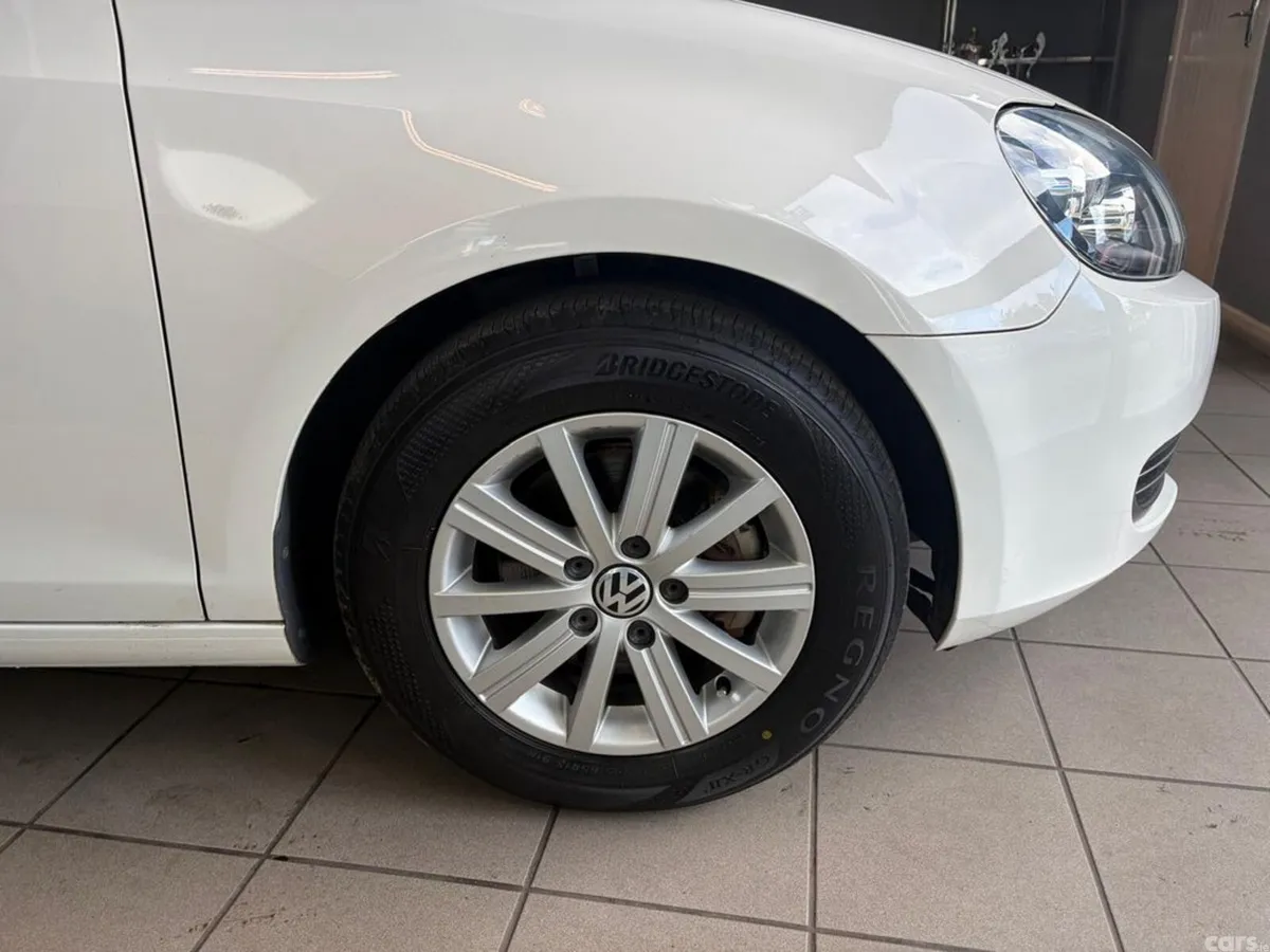 Volkswagen Golf Hatchback, Petrol, 2013, White