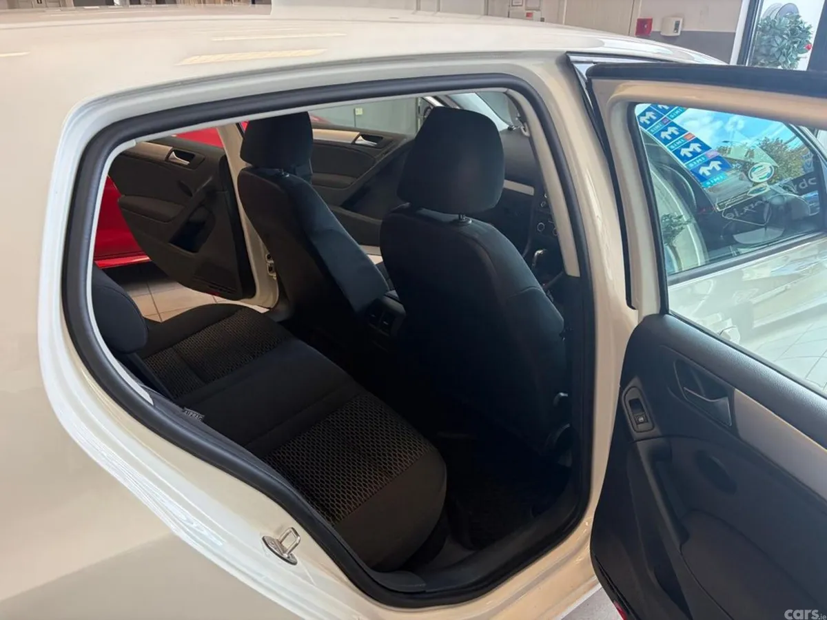 Volkswagen Golf Hatchback, Petrol, 2013, White