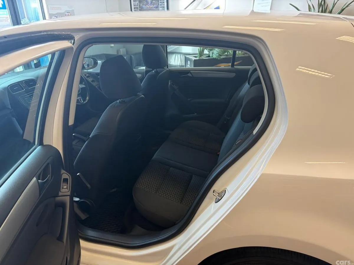 Volkswagen Golf Hatchback, Petrol, 2013, White