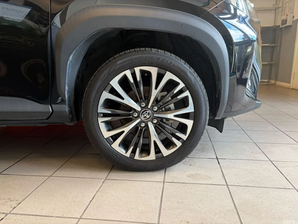 Toyota Yaris Cross Estate, Petrol Hybrid, 2021, Black