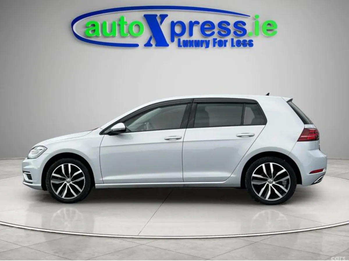 Volkswagen Golf Hatchback, Petrol, 2019, White