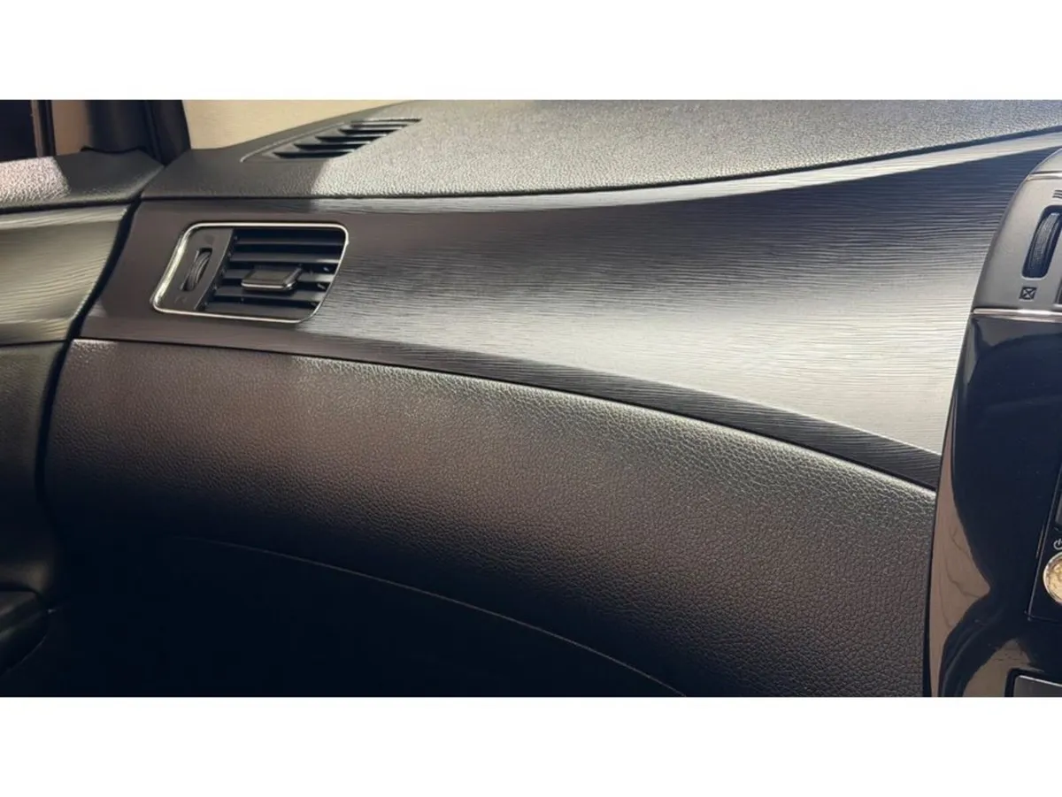 Nissan Pulsar Hatchback, Petrol, 2015, Brown