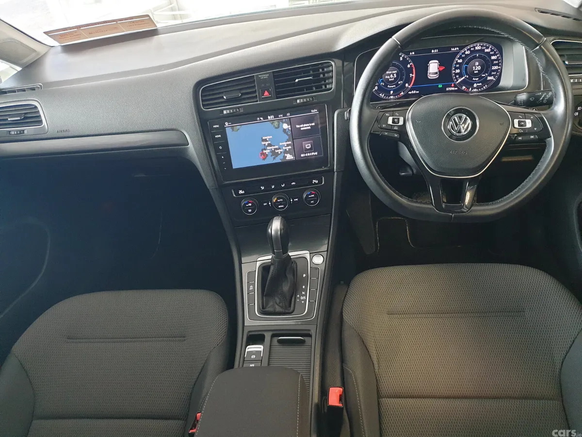 Volkswagen Golf Hatchback, Petrol, 2018, White