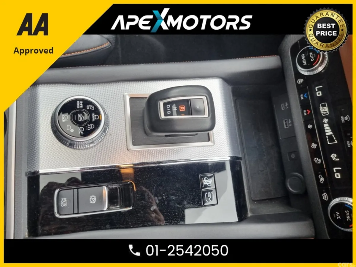 Mitsubishi Outlander MPV, Petrol Plug-in Hybrid, 2022, White