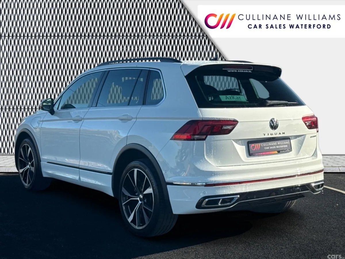 Volkswagen Tiguan SUV, Petrol Plug-in Hybrid, 2023, White
