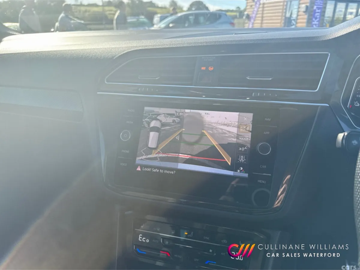 Volkswagen Tiguan SUV, Petrol Plug-in Hybrid, 2023, White