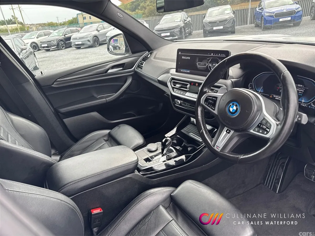 BMW X3 SUV, Petrol Hybrid, 2022, White