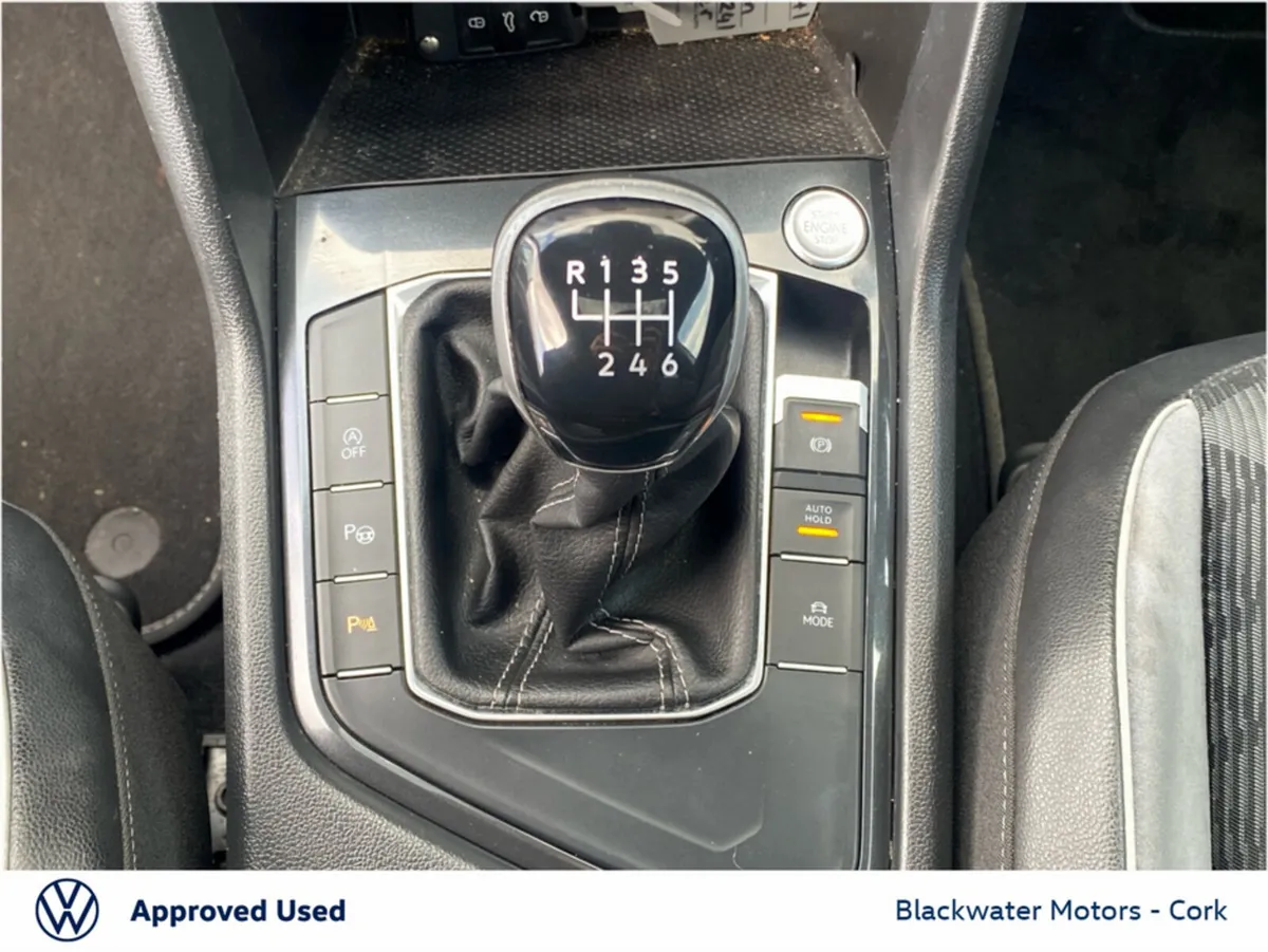 Volkswagen Tiguan Hatchback, Diesel, 2023, Grey