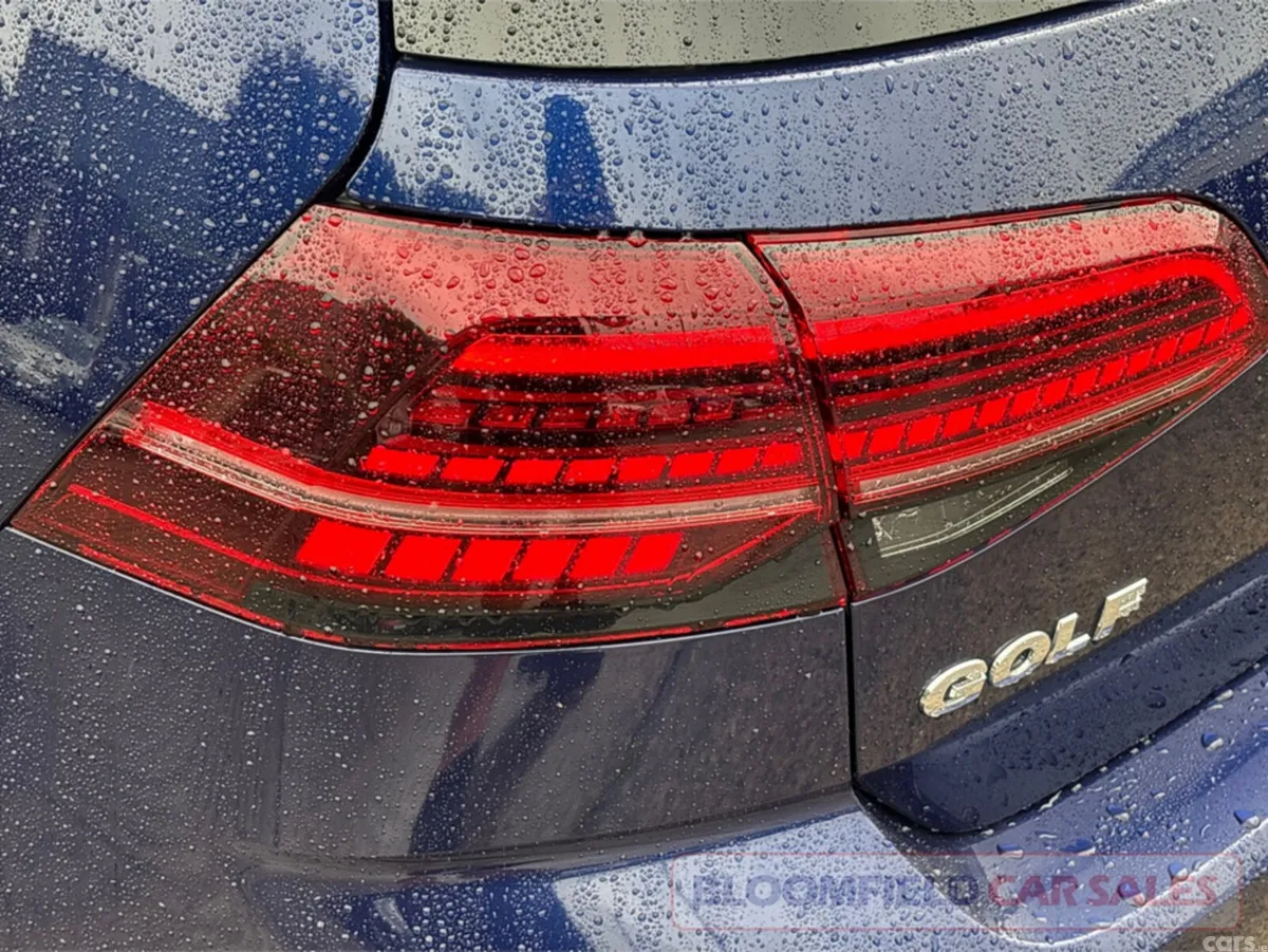 Volkswagen Golf Hatchback, Petrol, 2017, Blue