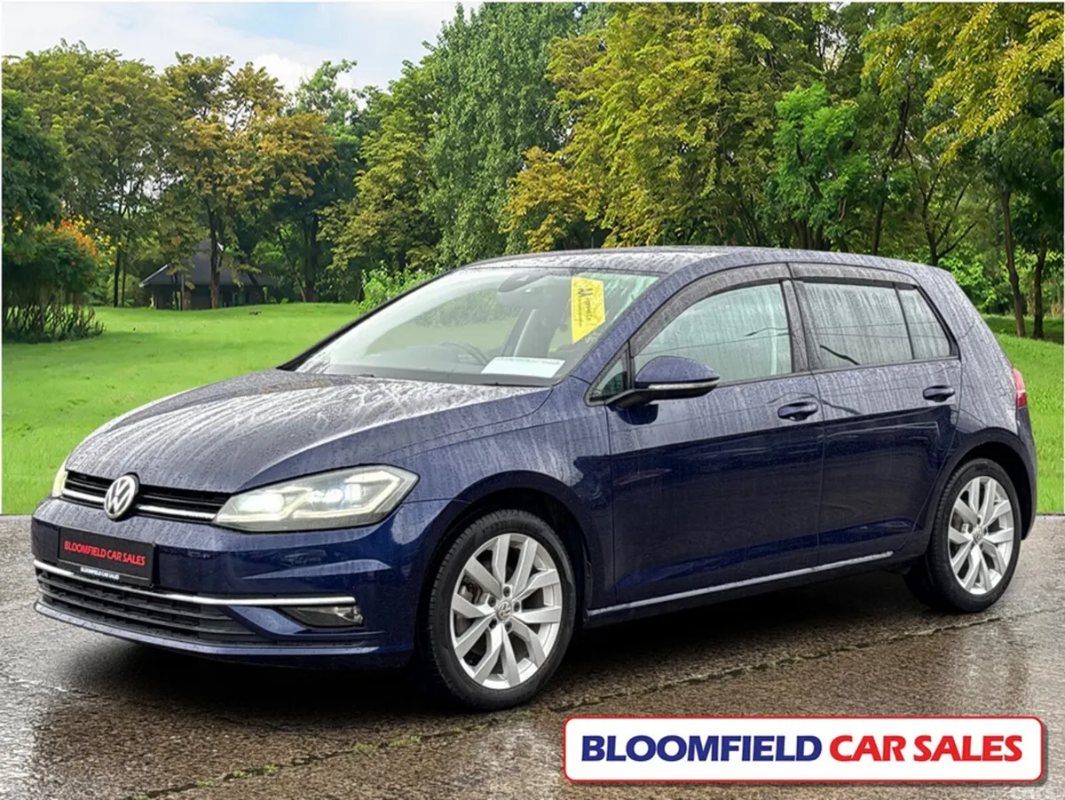 Volkswagen Golf Hatchback, Petrol, 2017, Blue