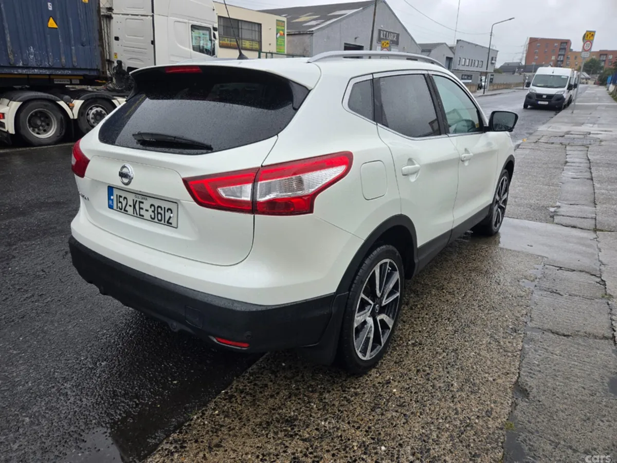 Nissan Qashqai MPV, Diesel, 2015, White