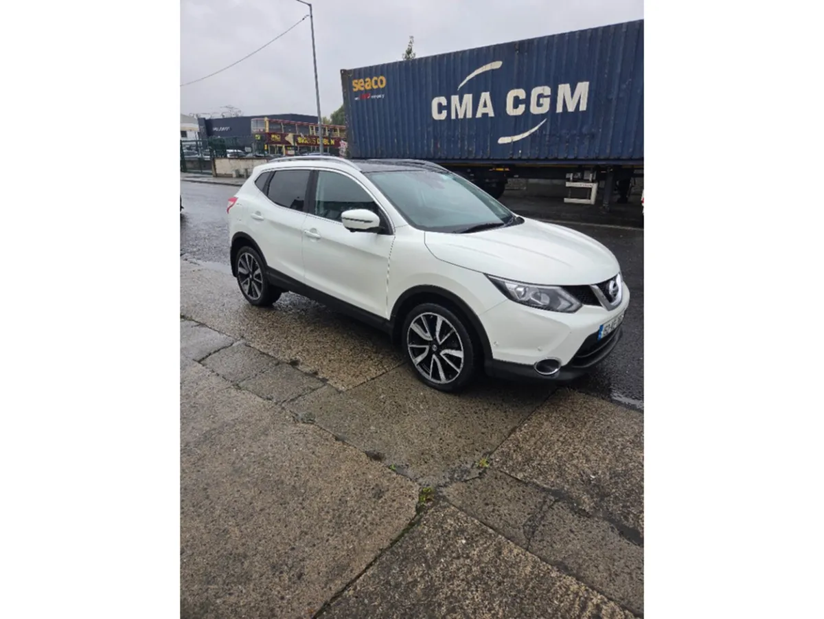 Nissan Qashqai MPV, Diesel, 2015, White