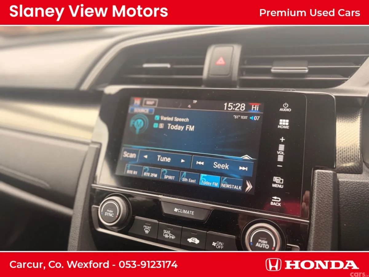 Honda Civic Hatchback, Diesel, 2021, Grey