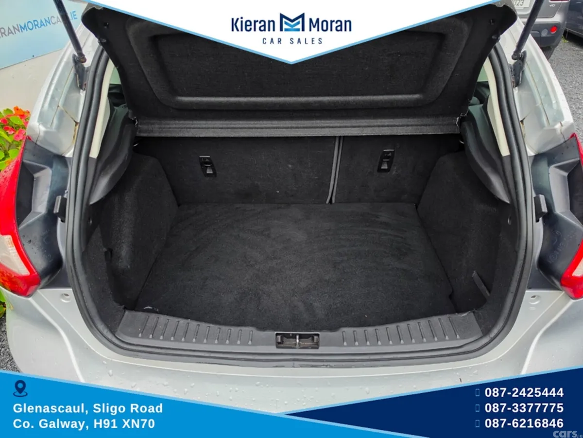 Ford Focus Hatchback, Diesel, 2014, Silver