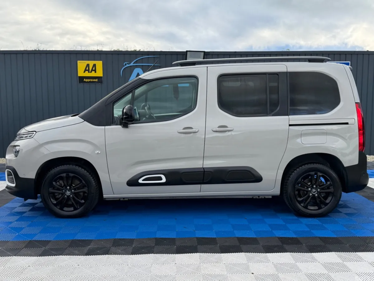 Citroen Berlingo Multispace MPV, Diesel, 2021, Beige