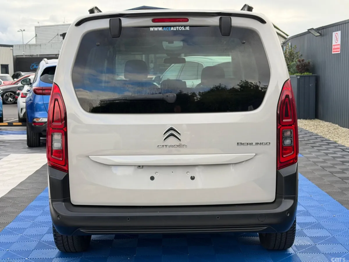 Citroen Berlingo Multispace MPV, Diesel, 2021, Beige