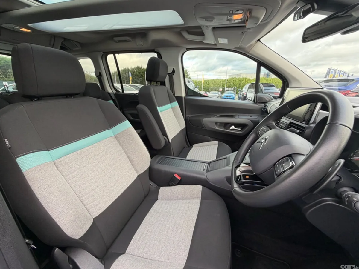 Citroen Berlingo Multispace MPV, Diesel, 2021, Beige