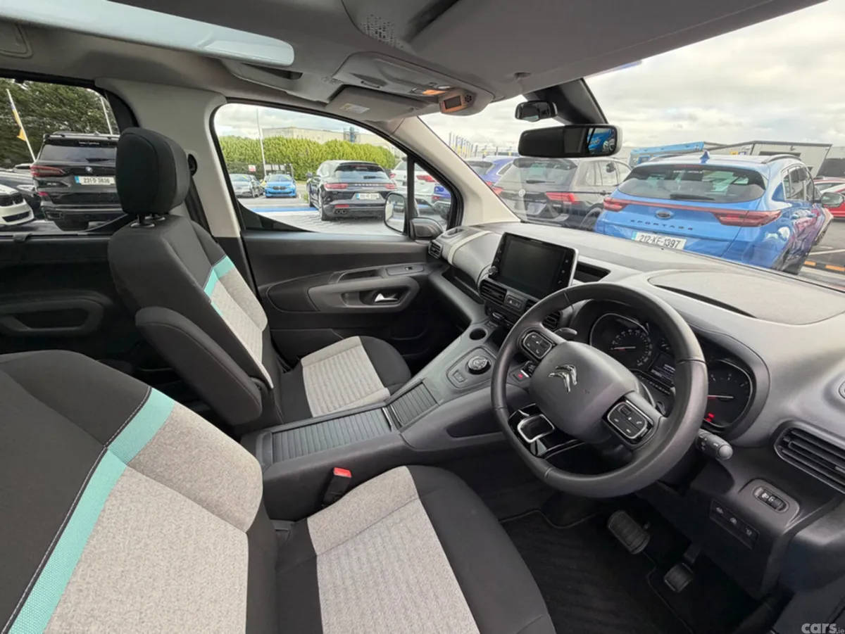 Citroen Berlingo Multispace MPV, Diesel, 2021, Beige