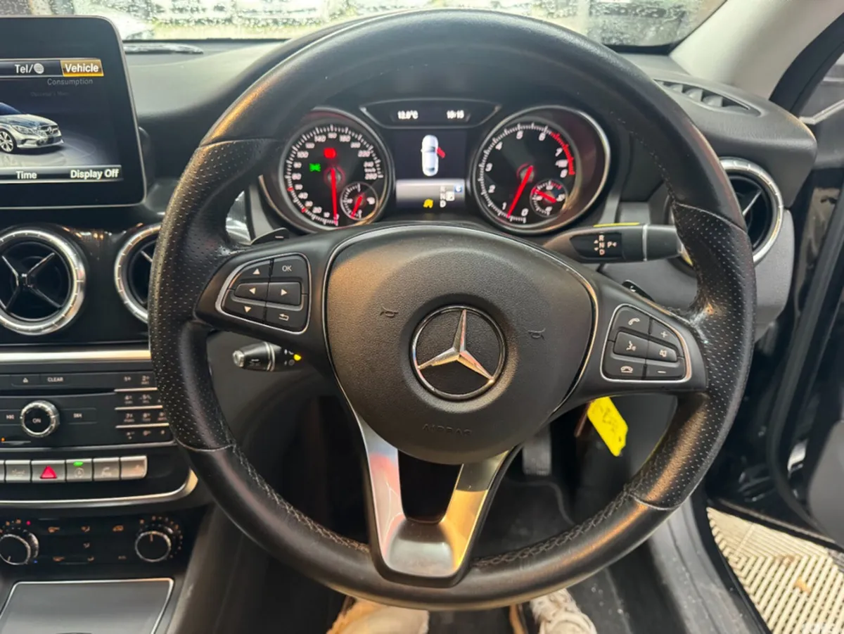 Mercedes-Benz CLA Saloon, Petrol, 2019, Black