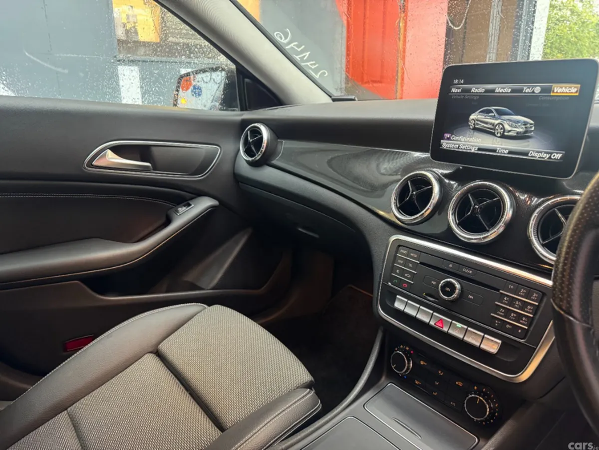 Mercedes-Benz CLA Saloon, Petrol, 2019, Black