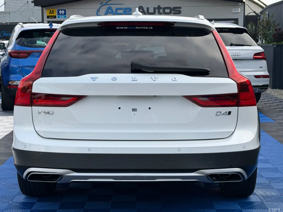 Volvo V90 Estate, Diesel, 2019, White