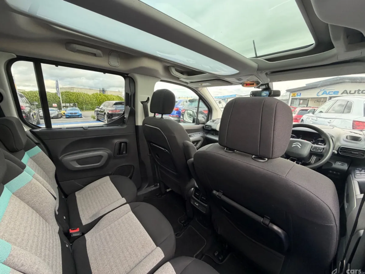 Citroen Berlingo Multispace MPV, Diesel, 2021, Beige