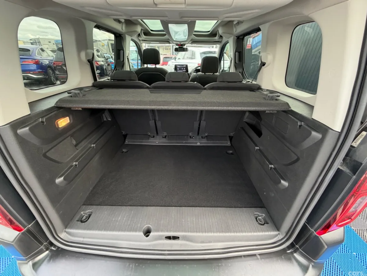 Citroen Berlingo Multispace MPV, Diesel, 2021, Beige