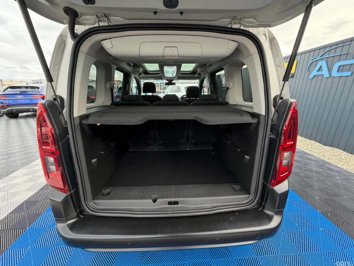 Citroen Berlingo Multispace MPV, Diesel, 2021, Beige