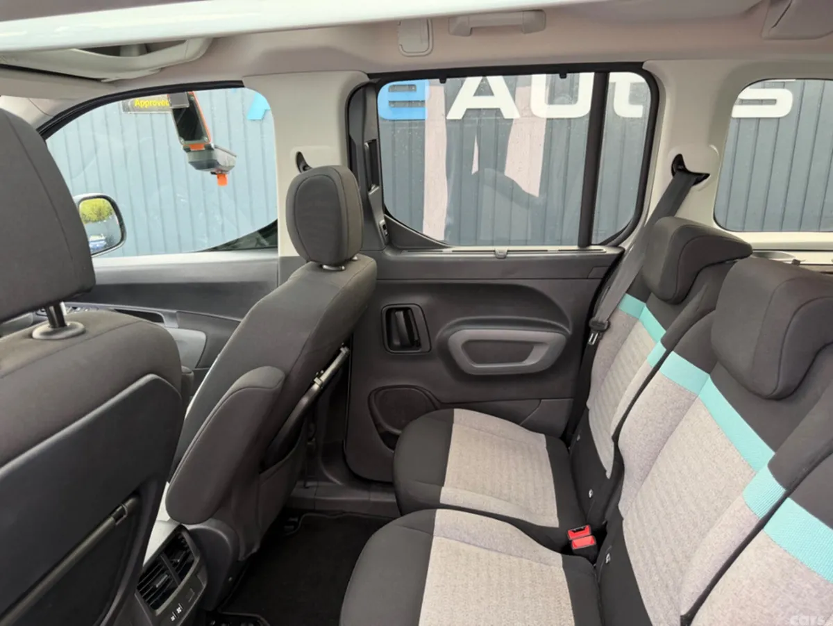 Citroen Berlingo Multispace MPV, Diesel, 2021, Beige