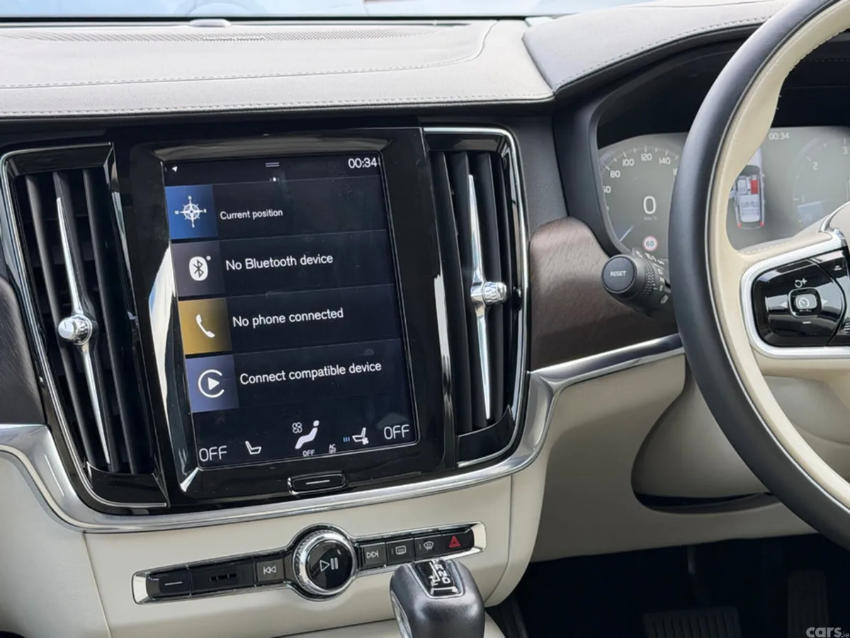 Volvo V90 Estate, Diesel, 2019, White