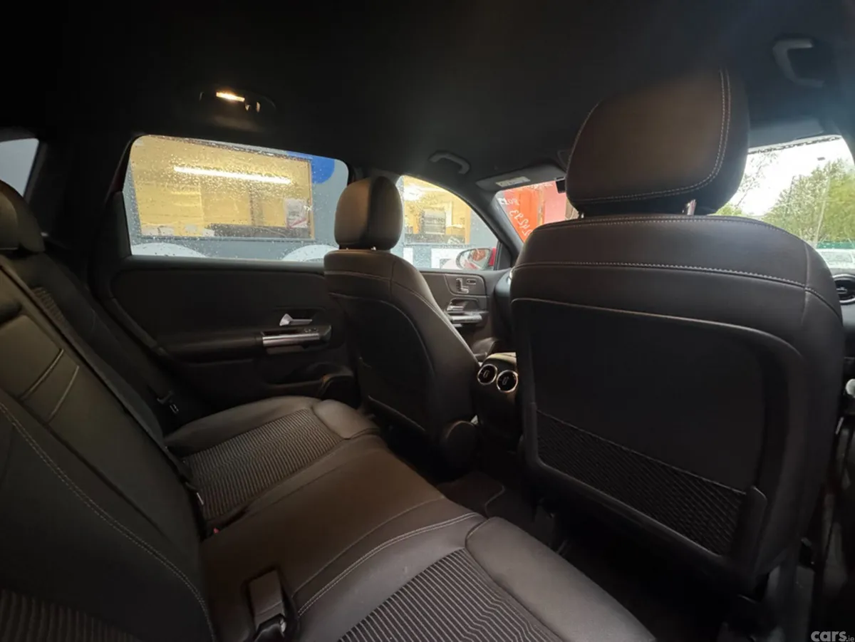 Mercedes-Benz B-Class Hatchback, Petrol, 2019, Red