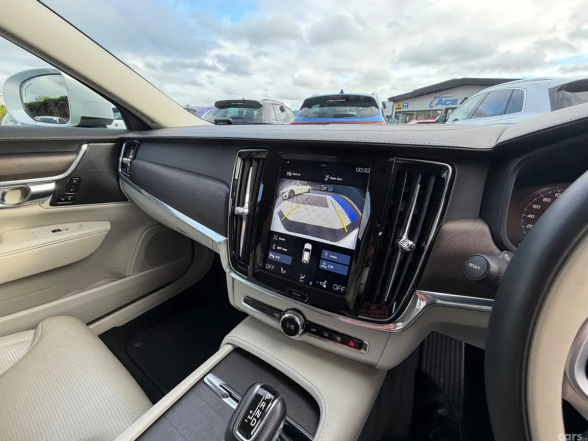 Volvo V90 Estate, Diesel, 2019, White