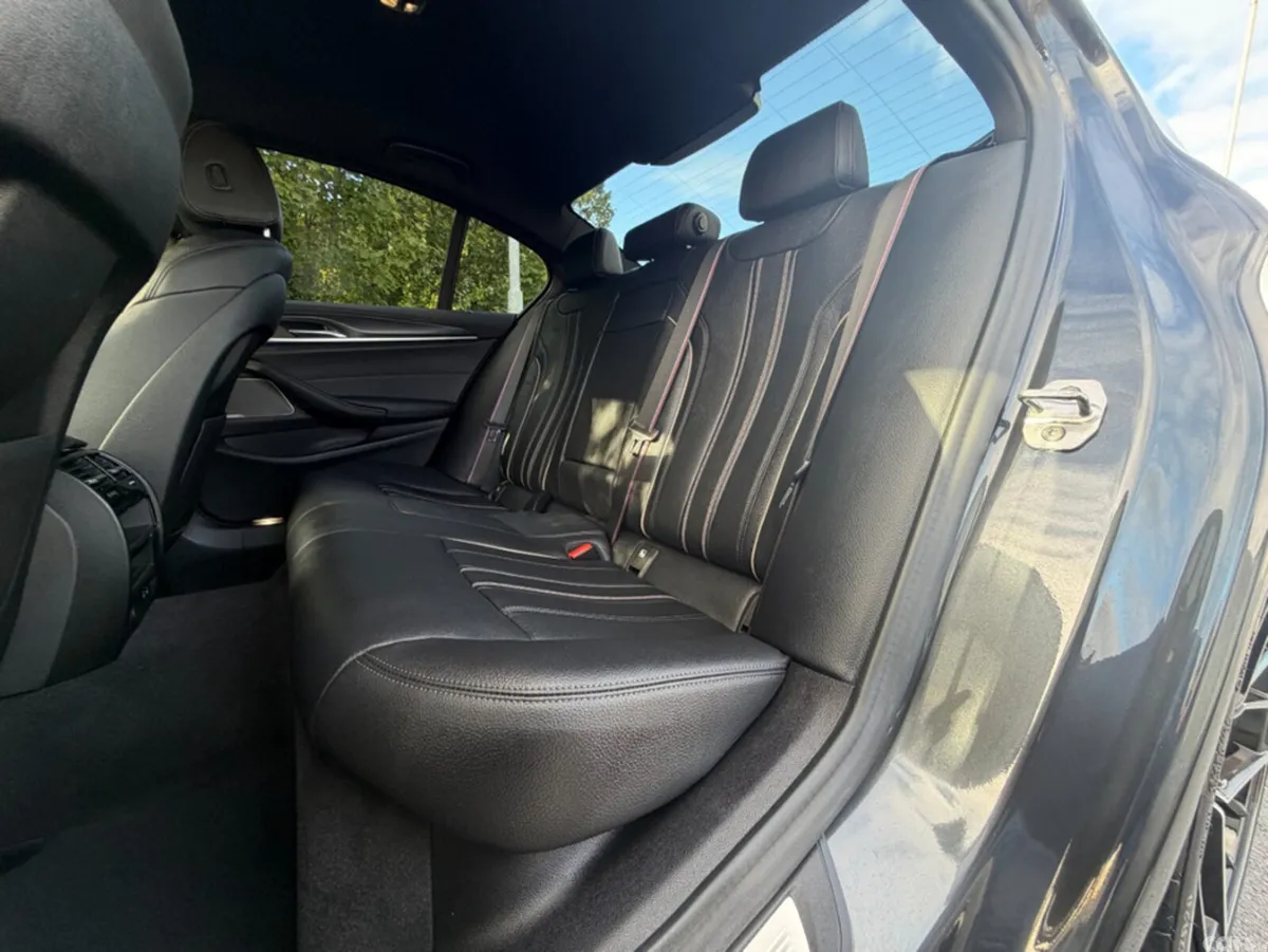 BMW 5-Series Saloon, Petrol Plug-in Hybrid, 2021, Grey