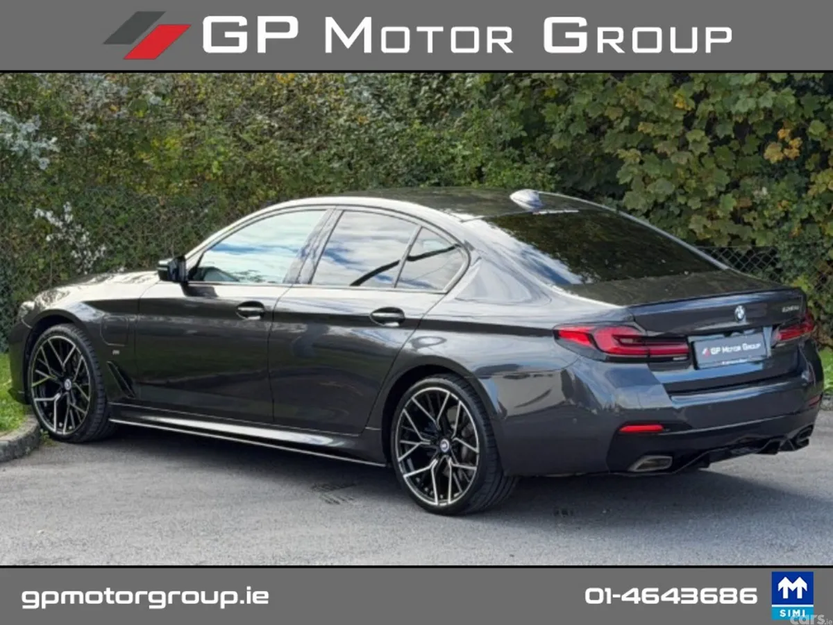 BMW 5-Series Saloon, Petrol Plug-in Hybrid, 2021, Grey