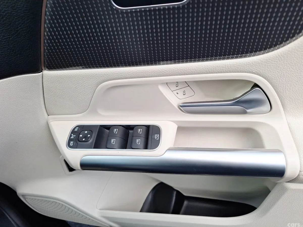 Mercedes-Benz GLA SUV, Diesel, 2023, Black