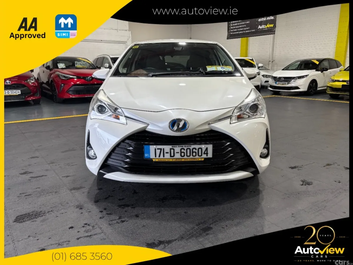 Toyota Vitz Hatchback, Petrol, 2017, White