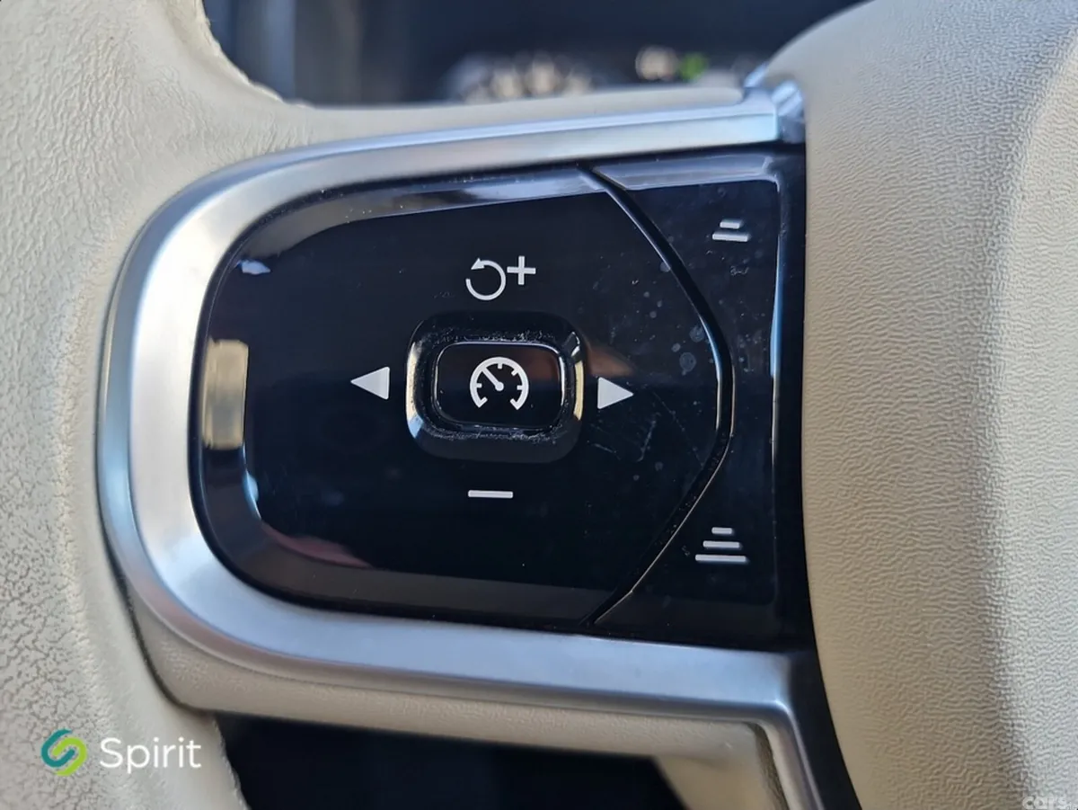 Volvo S90 Saloon, Diesel, 2018, Blue