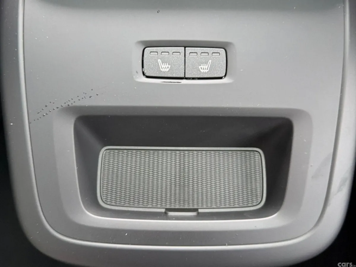 Volvo XC60 SUV, Petrol Plug-in Hybrid, 2026, Black