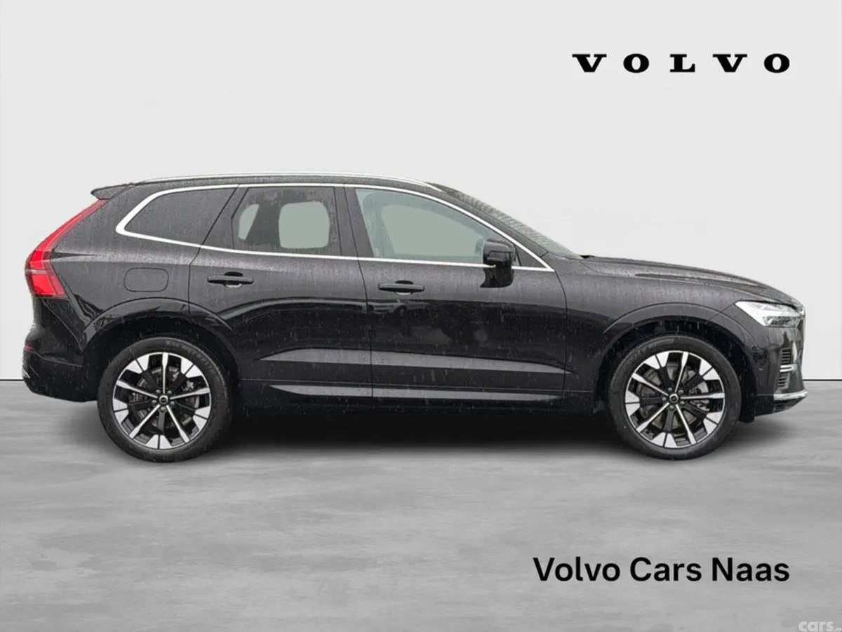 Volvo XC60 SUV, Petrol Plug-in Hybrid, 2026, Black