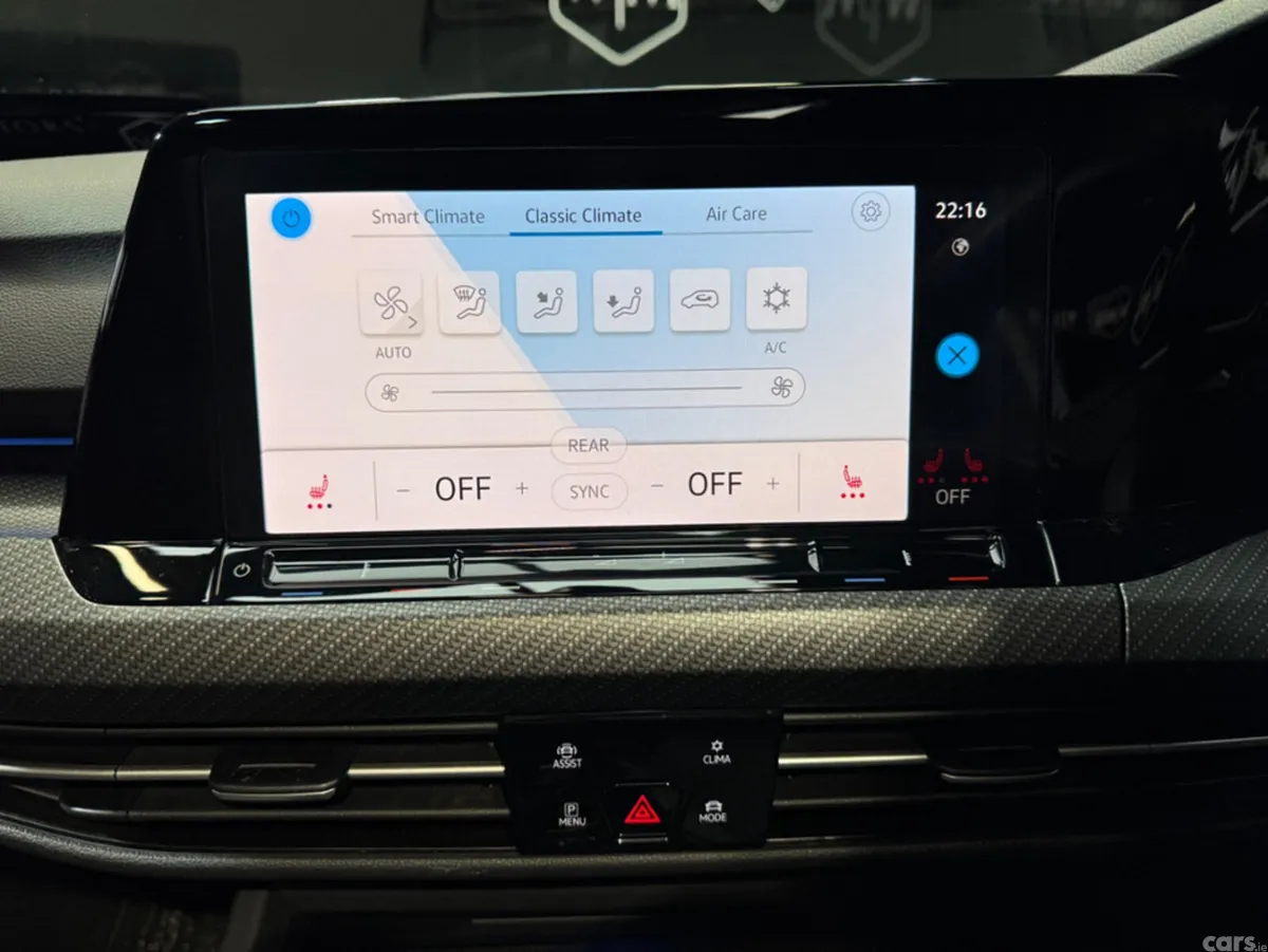 Volkswagen Golf Hatchback, Petrol, 2021, White