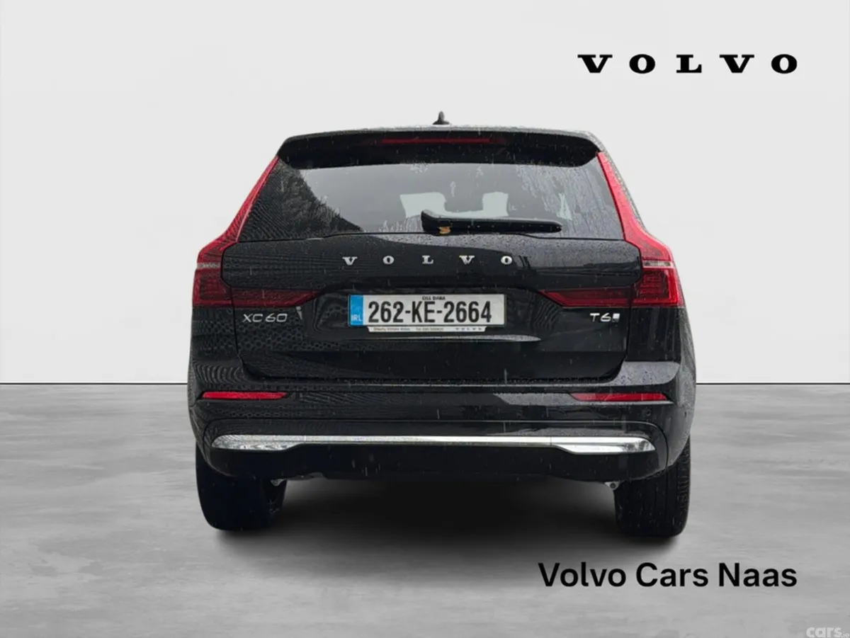Volvo XC60 SUV, Petrol Plug-in Hybrid, 2026, Black