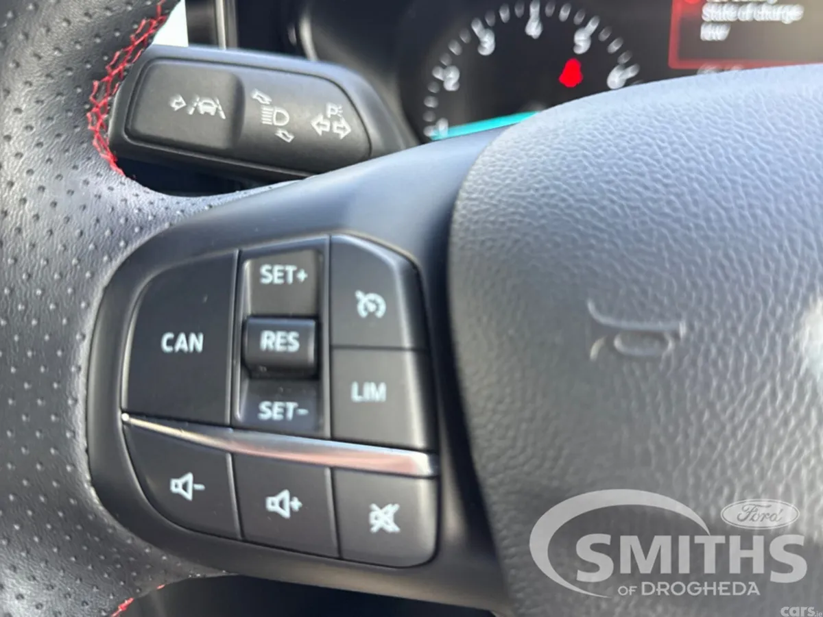Ford Focus Hatchback, Petrol Hybrid, 2025, Red