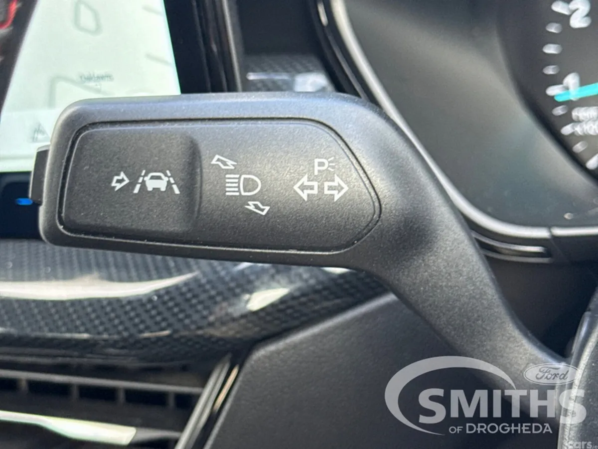 Ford Focus Hatchback, Petrol Hybrid, 2025, Red