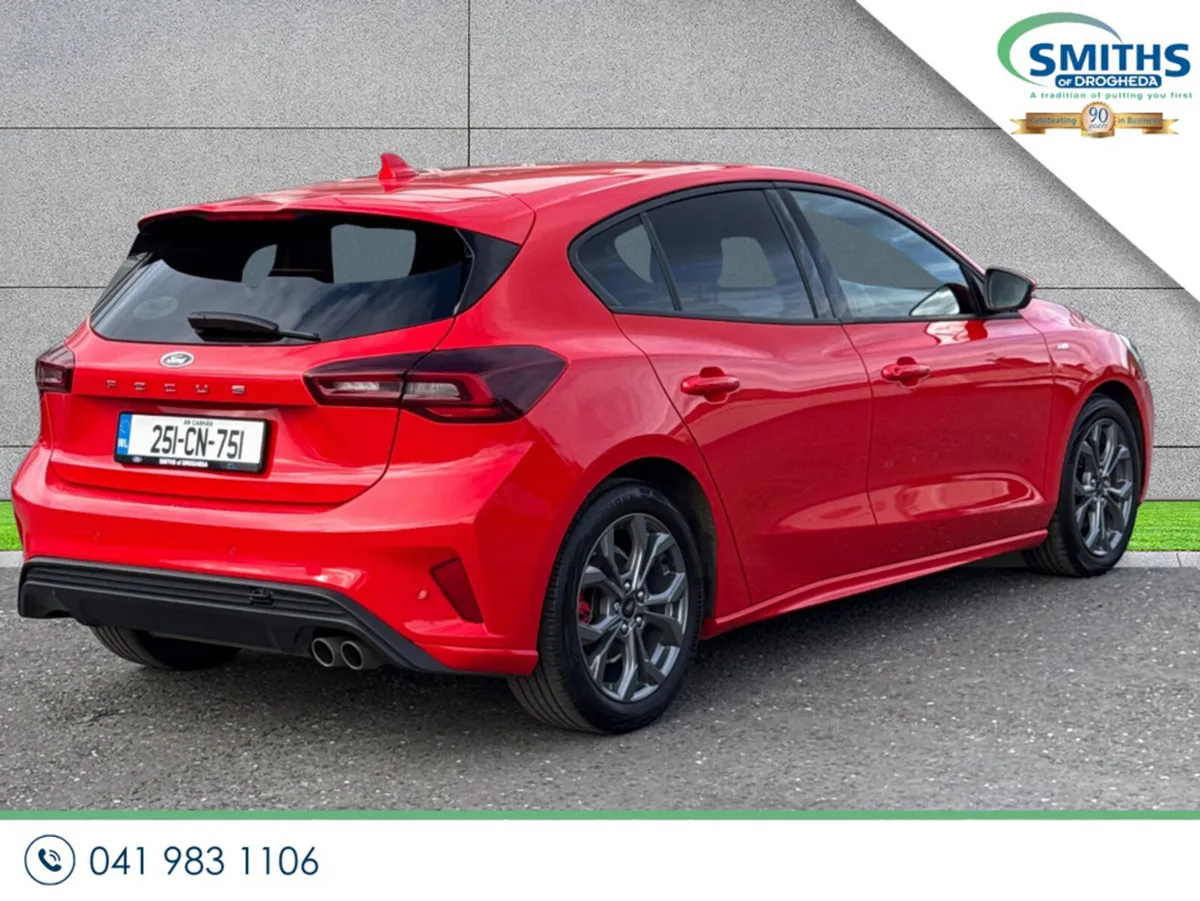 Ford Focus Hatchback, Petrol Hybrid, 2025, Red