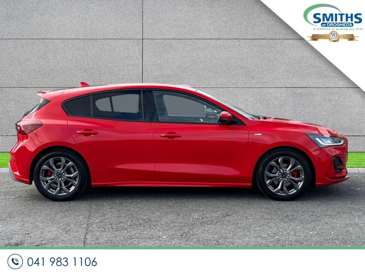 Ford Focus Hatchback, Petrol Hybrid, 2025, Red